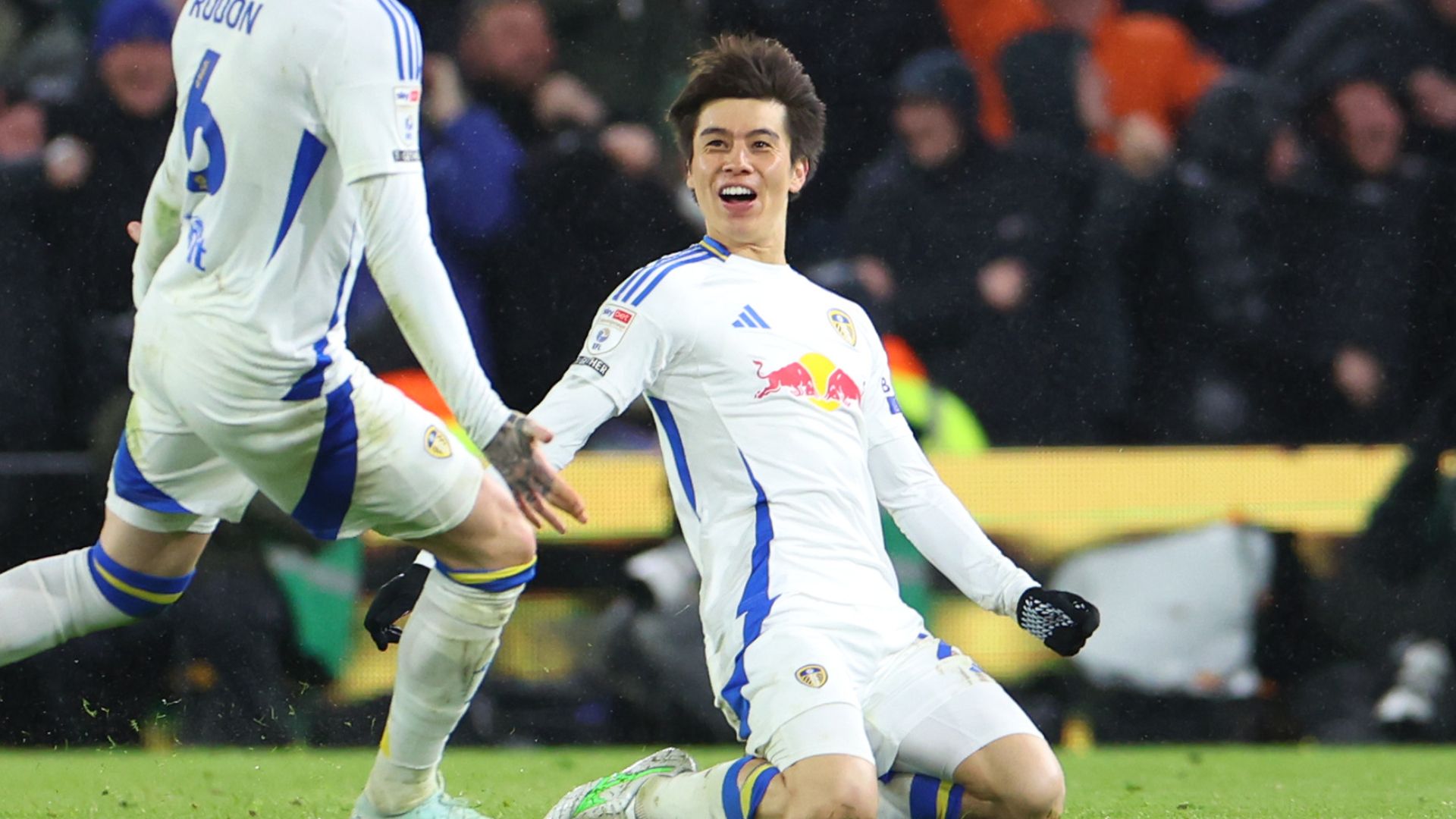 田中碧が豪快ミドルで今季4ゴール目!リーズに3試合ぶり勝利もたらし 田中碧が豪快ミドルで今季4ゴール目!リーズに3試合ぶり勝利もたらし